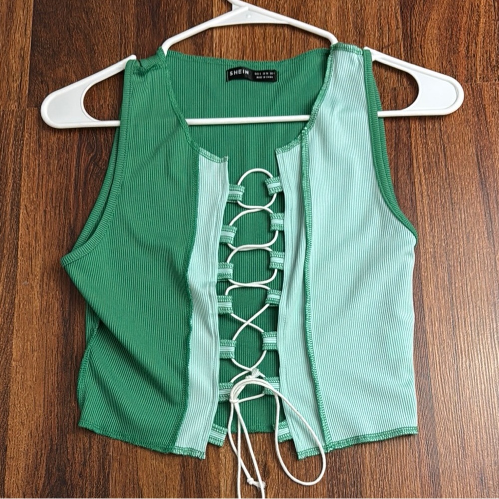 SHEIN Green Lace-Up Tank Top
